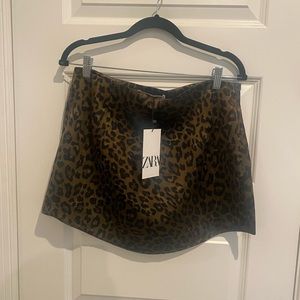 NWT Zara animal print skirt